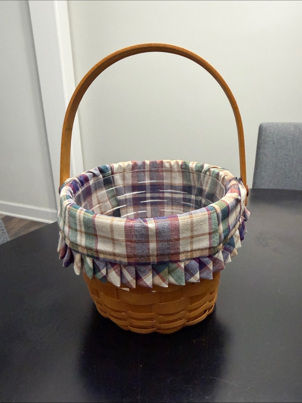 Longaberger Small Fruit Basket with Plaid-Liner